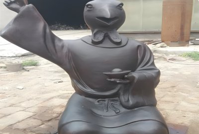 酉雞銅雕，獸首人身十二生肖銅雕塑